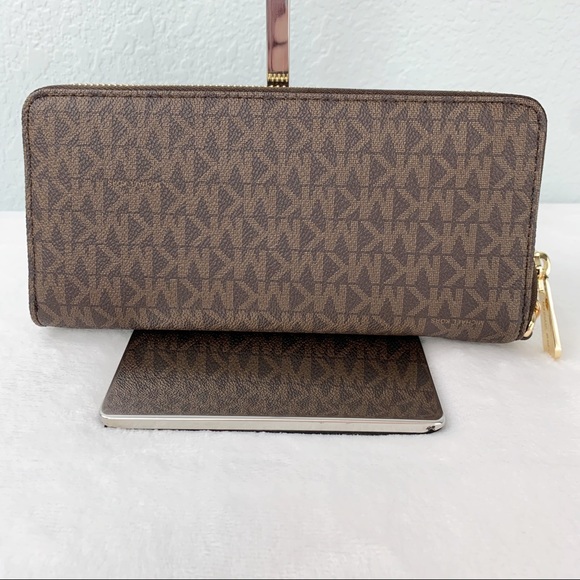 NWT, Michael Kors Large Continental Wallet Jet Set - Picture 3 of 7